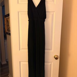 Elegant Black Sleeveless Maxi Dress